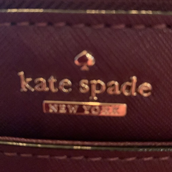 Kate Spade Adjustable crossbody purse with removable strap. Wine.  EUC - Picture 2 of 6
